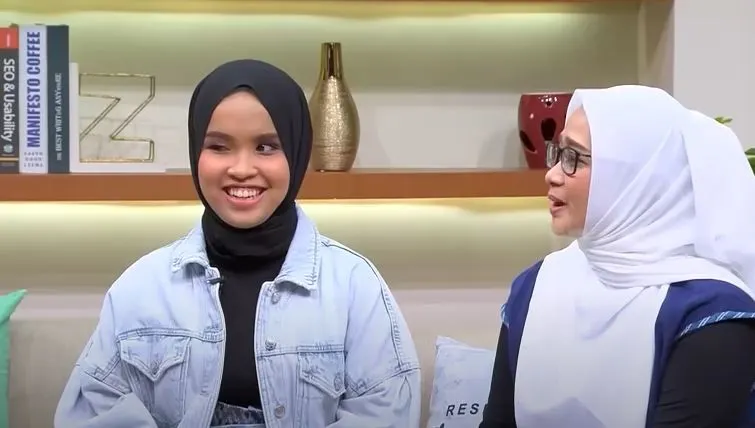 Putri Ariani dan Ibunya