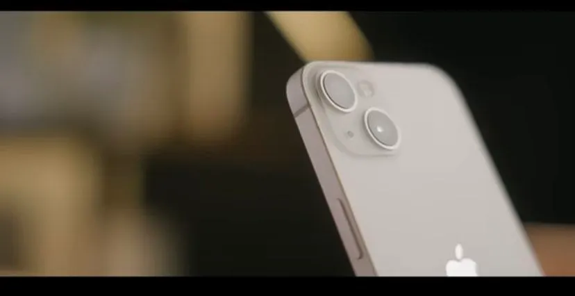 iPhone 13
