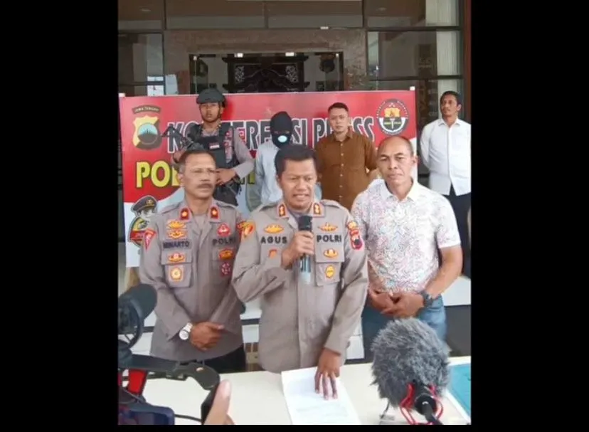 Siswa di SMPN 2 Piringsurat, Kabupaten Temanggung nekat membakar sekolahnya lantaran sakit hati karena dibully.