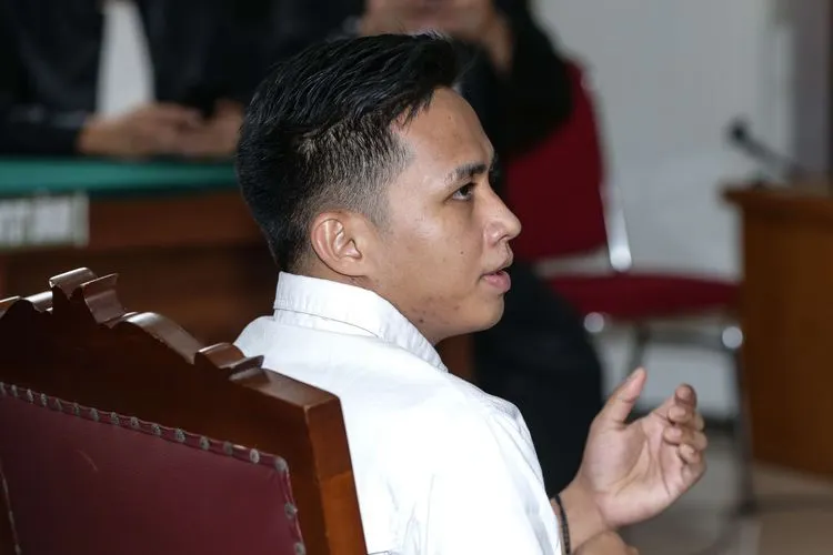 Momen Persidangan Richard Eliezer