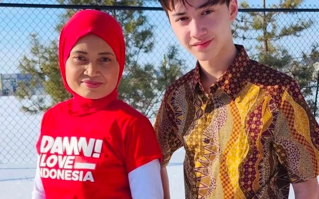 Daniel Soekarno dan Ibunda Nikmatul Rosidah