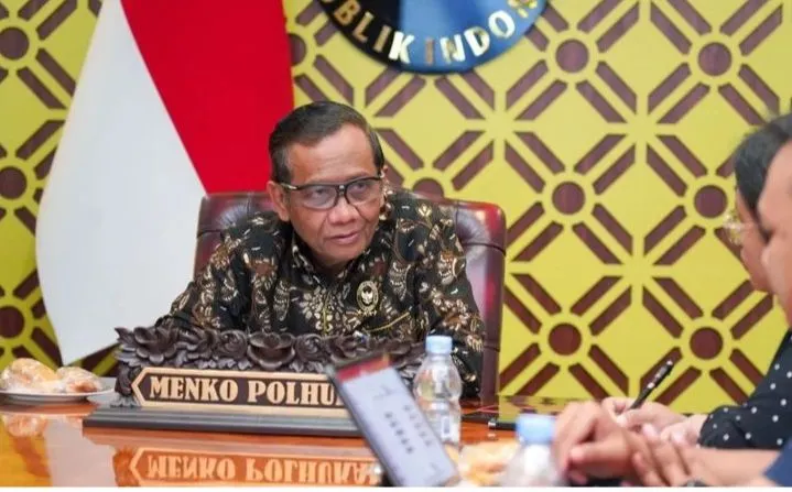 Menko Polhukam Mahfud MD Siap tantang Komisi III DPR soal transaksi Rp 349T