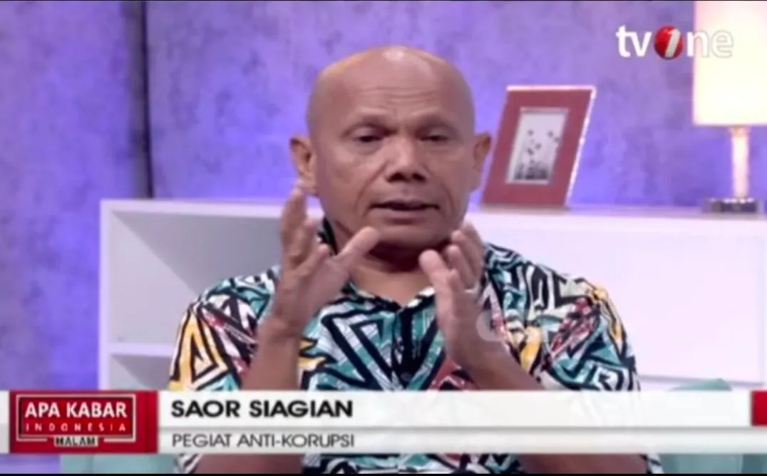 Saor Siagian Pegiat Anti Korupsi