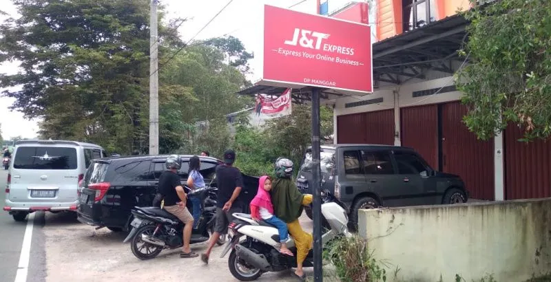ilustrasi Franchise Jasa Ekspedisi