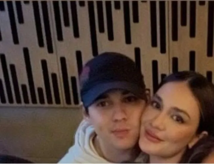 Luna Maya (kanan) dan Maxime Bouttier (kiri).