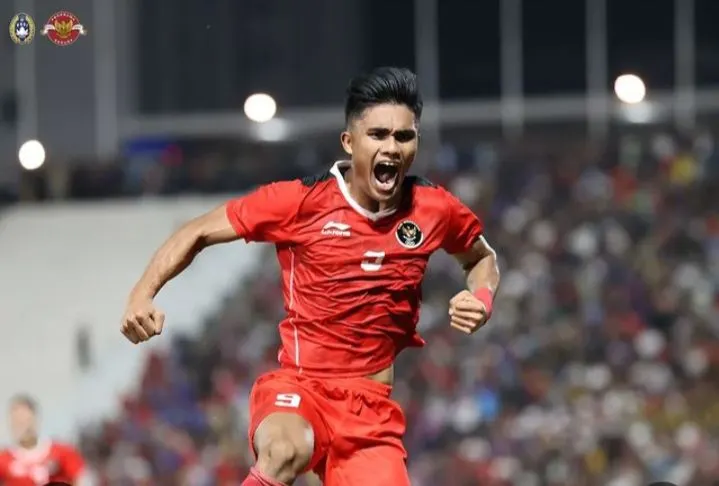 Garuda Muda Timnas Indonesia berhasil tundukkan Timnas Thailand dengan skor 5-2 di cabang olahraga sepak bola SEA Games 2023.