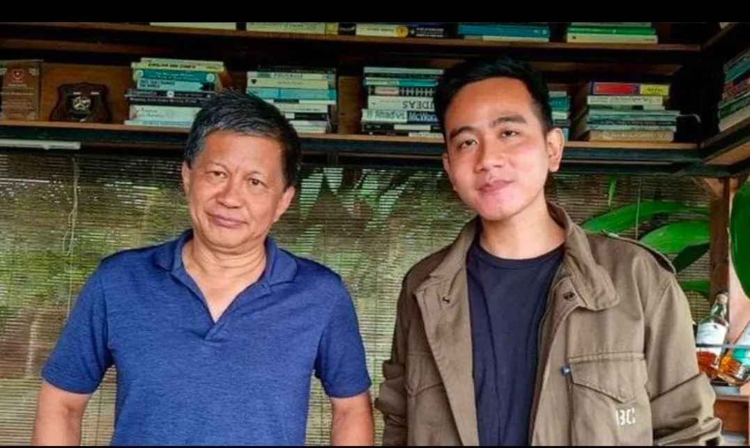 Rocky Gerung dan Gibran Rakabuming
