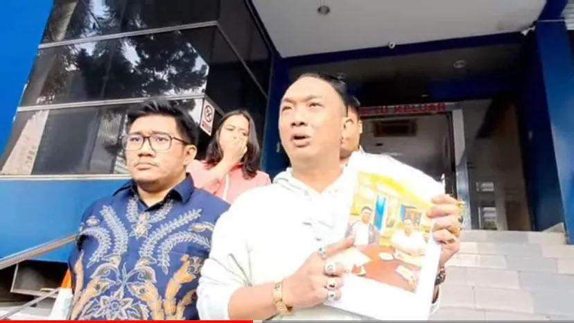 Jhon LBF Sambangi Polda Untuk Laporkan Oknum Pengacara atas tuduhan penipuan sebesar 1,8 M