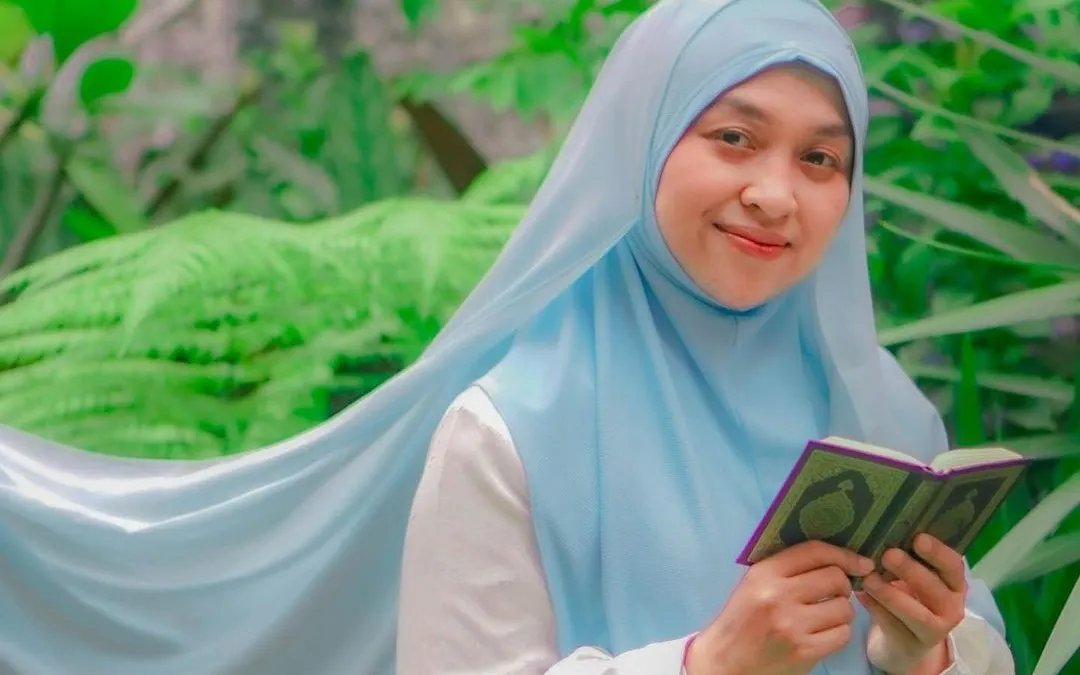 Pada tanggal 30 April 2023, istri Ustadz Hanan Attaki, Ustadzah Haneen Akira, merayakan ulang tahunnya.