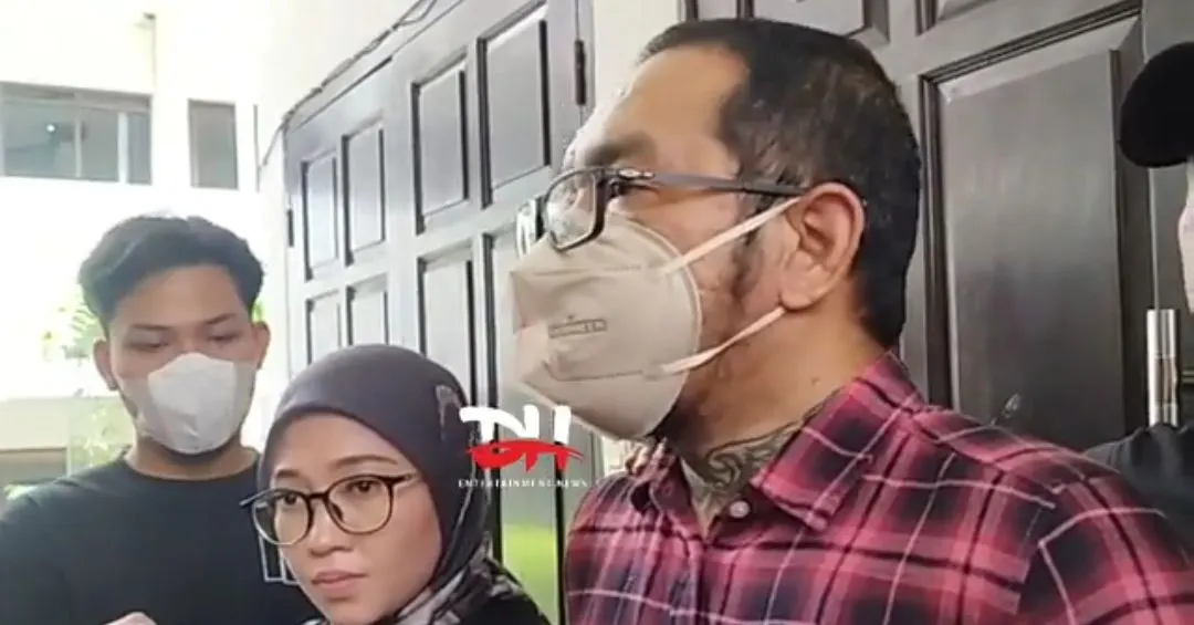 Ayah David Ozora, Jonathan Latumahina