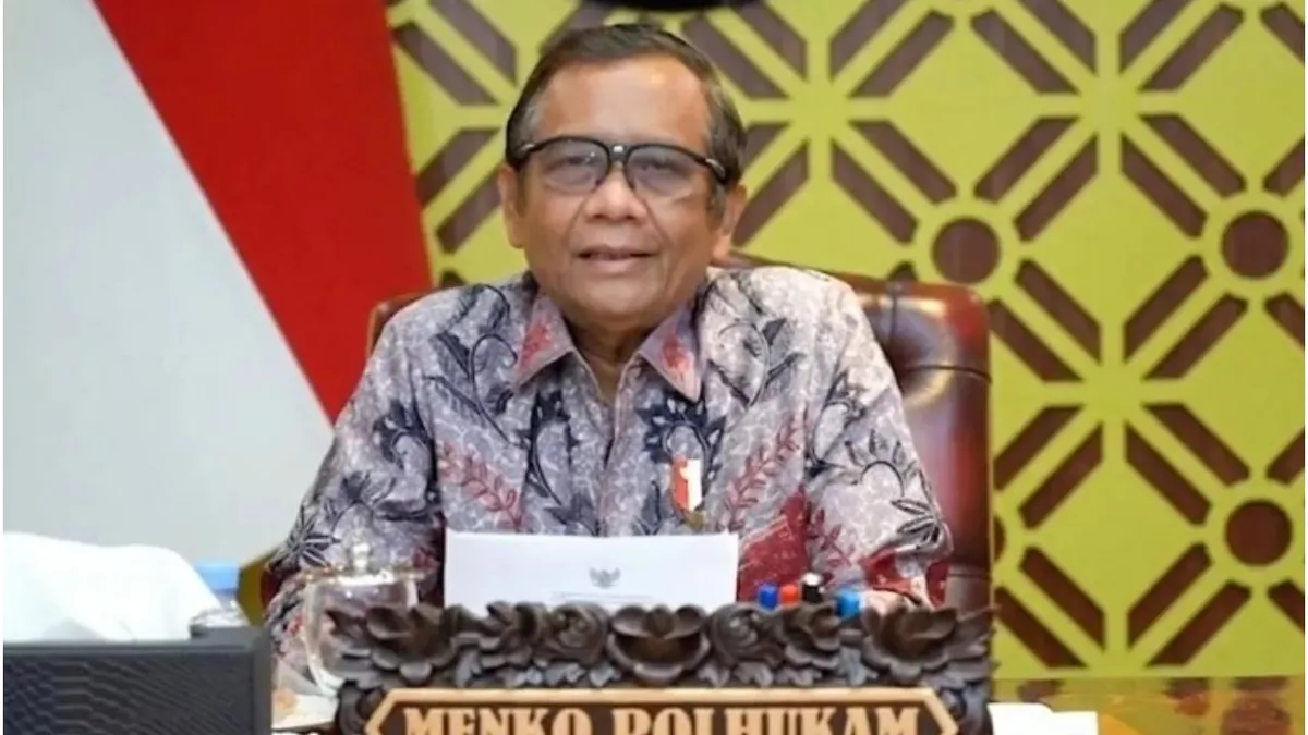 Mahfud MD mengatakan putusan PN Jakpus yang memerintahkan KPU menunda tahapan Pemilu 2024 harus dilawan dan banding.