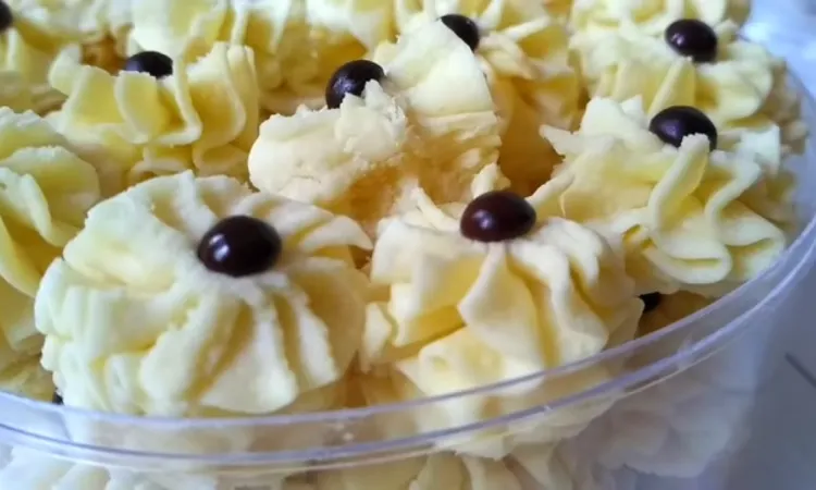 Kue semprit susu