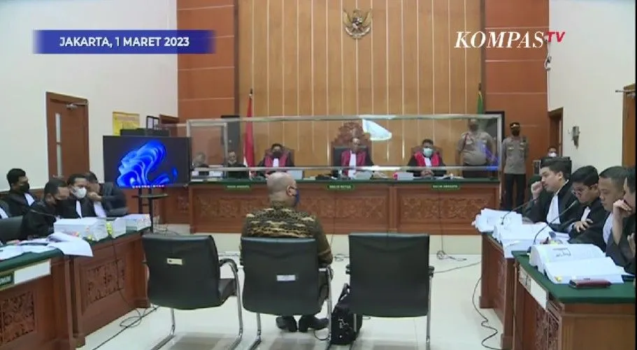 PANAS! Detik-detik Momen Teddy Minahasa Berani Bentak Kuasa Hukum AKBP Dody Jangan Melototi Saya!