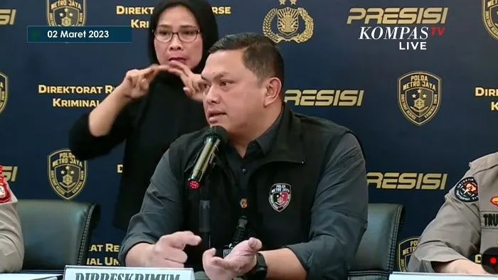 Dirreskrim ketika Jumpa Pers Kasus Penganiayaan David