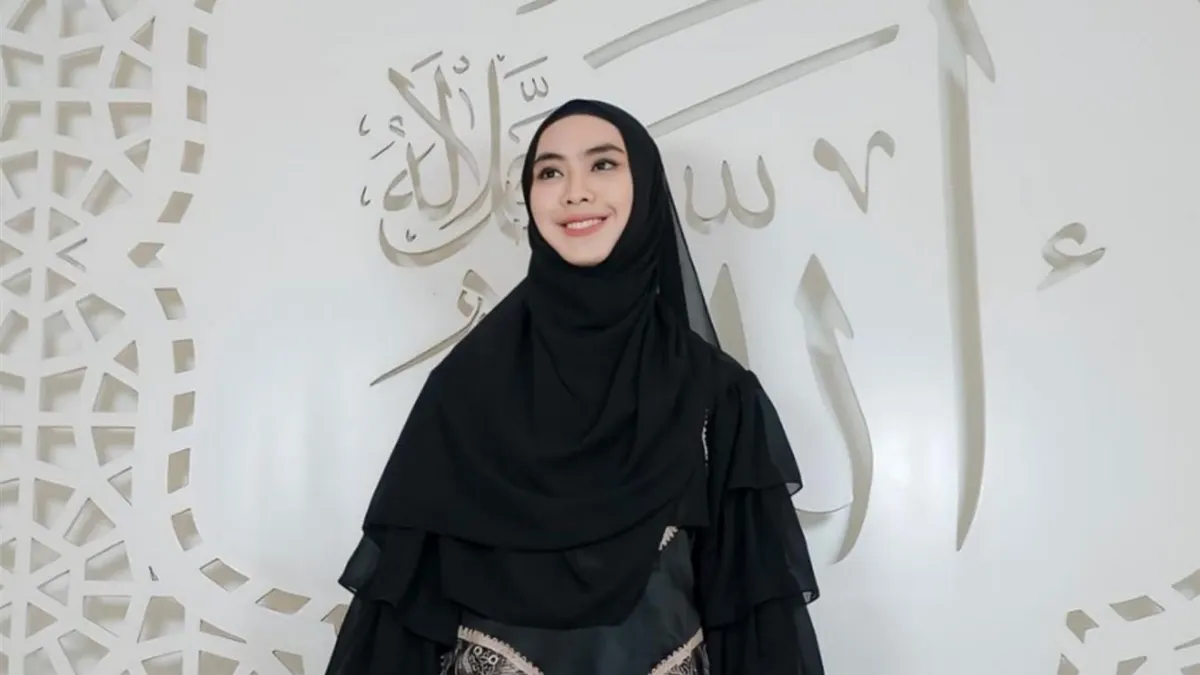 Oki Setiana Dewi