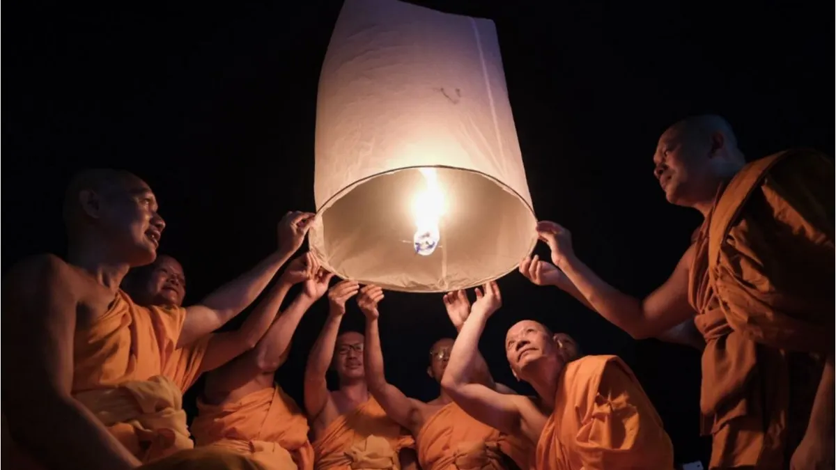 Meriahnya Perayaan Hari Raya Waisak di Borobudur yang Ditutup dengan Indahnya Festival Lampion
