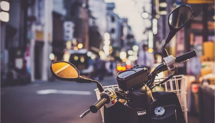 Awas Jangan Salah Pilih, Ikuti 5 Tips hingga 10 Rekomendasi Oli Terbaik untuk Motor Matic