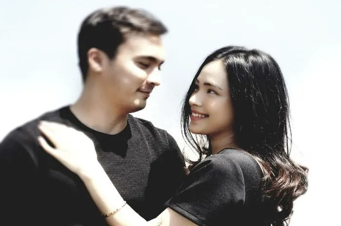  Rendy Kjaernett dan Lady Nayoan
