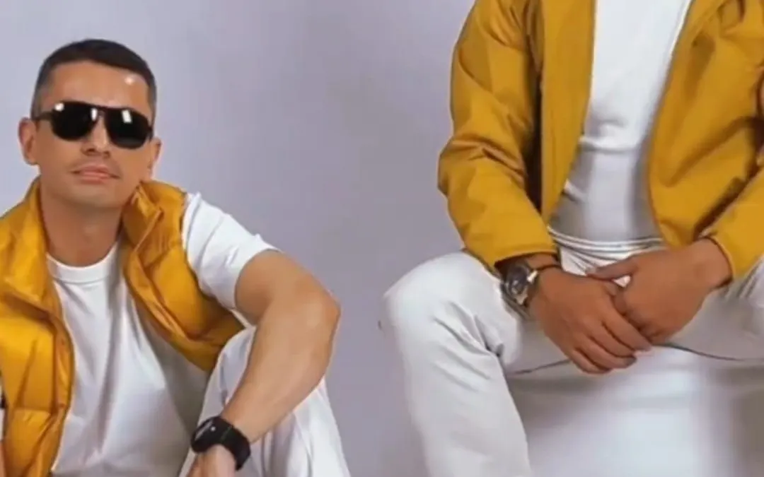 Potret foto shoot Ridwan Kamil dan Rian Ernest.(Tangkap Layar Instagram @ridwankamil) 