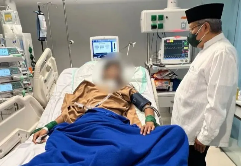 Mantan Ketua Umum Pengurus Besar Nahdlatul Ulama (PBNU), Said Aqil Jenguk David.
