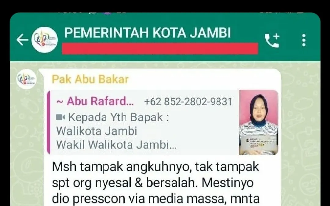 Juru Bicara Pemkot Jambi, Abu Bakar dituding turut serta menjadi orang yang memprovokasi dalam kasus kritikan yang dilontarkan siswi SMP berinisial SFA ke Pemkot Jambi.