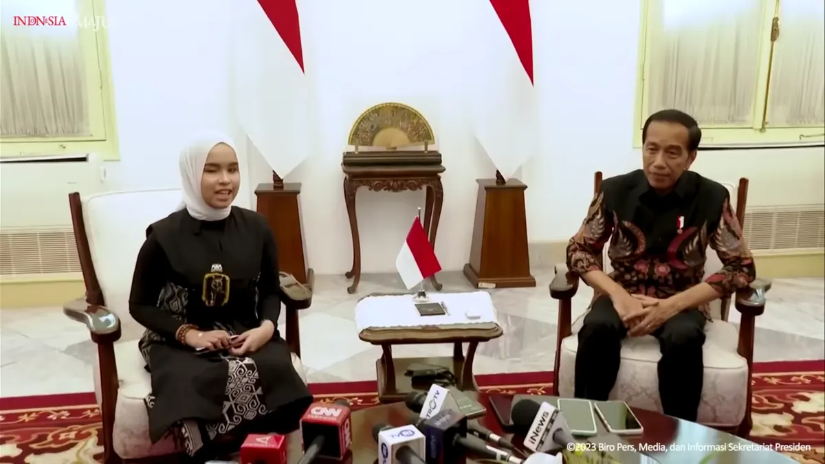Presiden Jokowi Bersama Putri Ariani peraih golden buzzer America's got talent