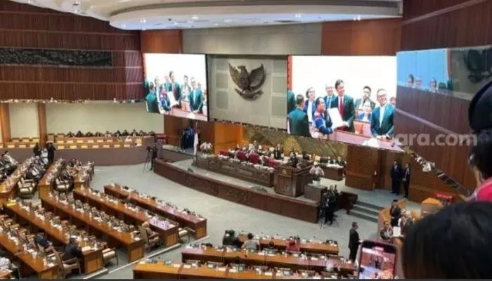 Situasi Pengesahan RUU Kesehatan oleh DPR