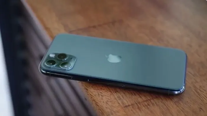 Illustrasi. Rekomendasi iPhone Worth Buy 2023