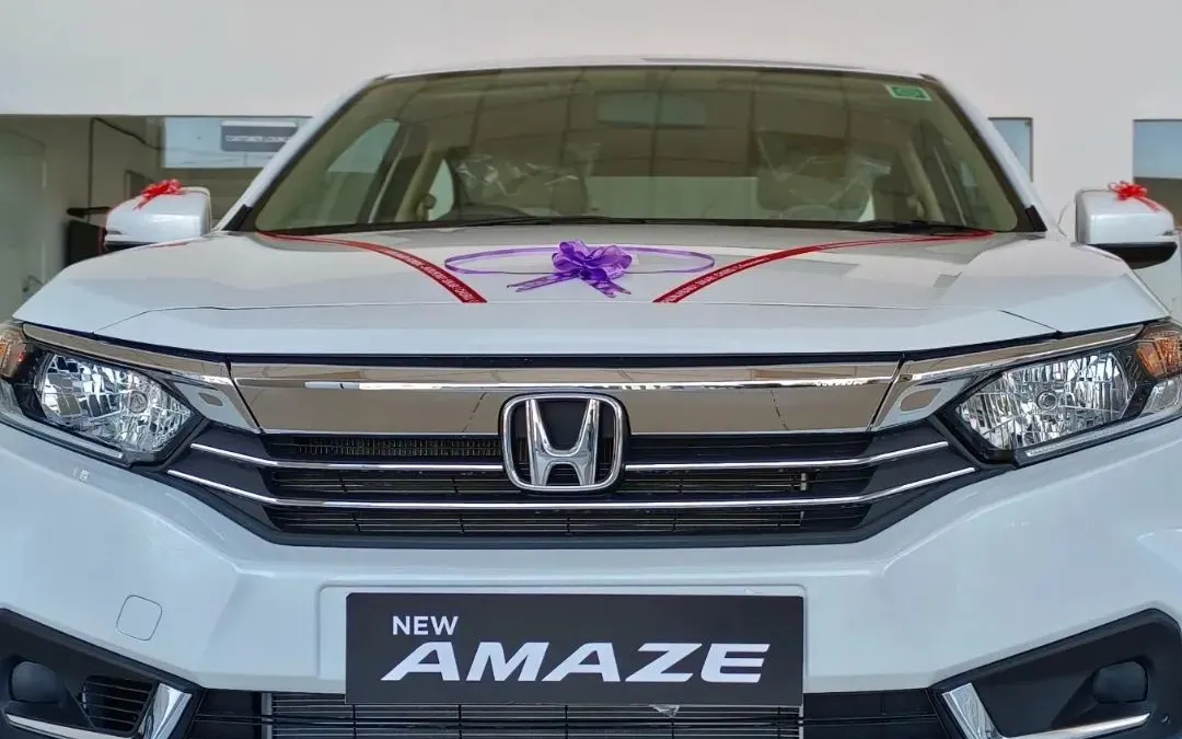 Tampilan New Honda Amaze 2023 yang punya desain sporty dan elegan.(Tangkap Layar Instagram @milan_sharma13)
