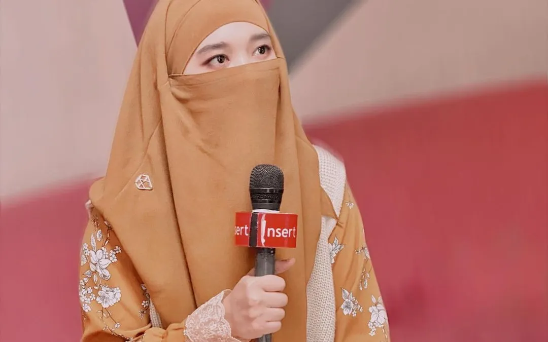 Inara Rusli, istri vokalis band Last Chil d Virgoun.