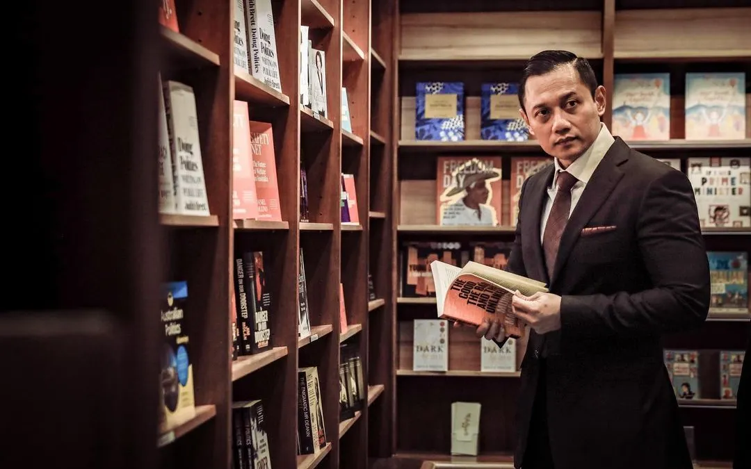Ketua Umum Partai Demokrat, Agus Harimurti Yudhoyono (AHY), mengungkapkan kekhawatirannya terhadap kemungkinan penjegalan terhadap pencapresan Anies Baswedan jika tidak segera diumumkan calon wakil presiden (cawapres).