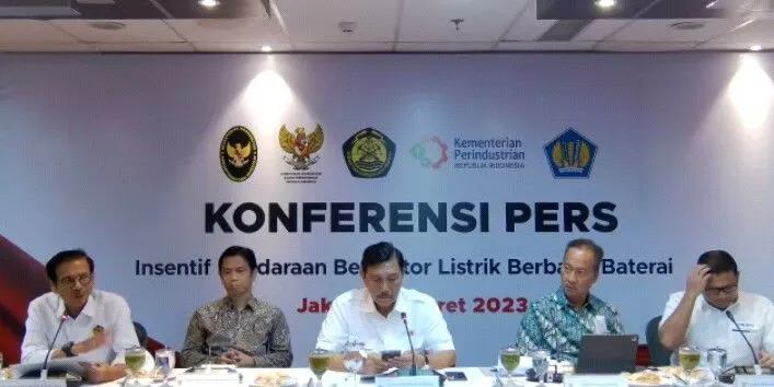 Konferensi Pers KBLBB
