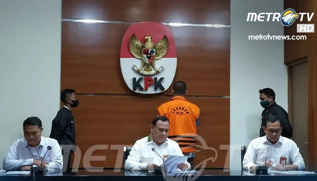 Rafael Alun ditahan KPK