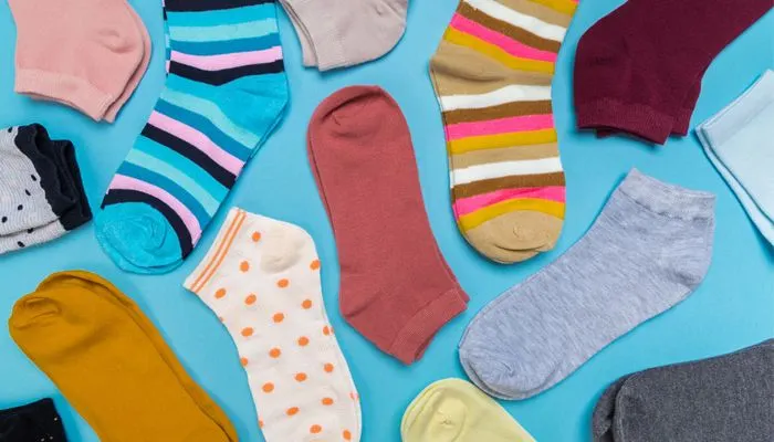 Manfaat Tidur Pakai Kaus Kaki Bagi Kesehatan
