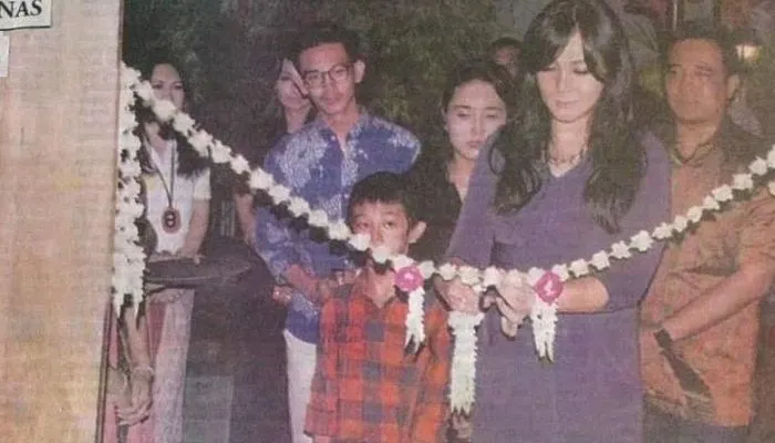 Foto muda ibu Mario Dandy, Ernie Mieke Torondek