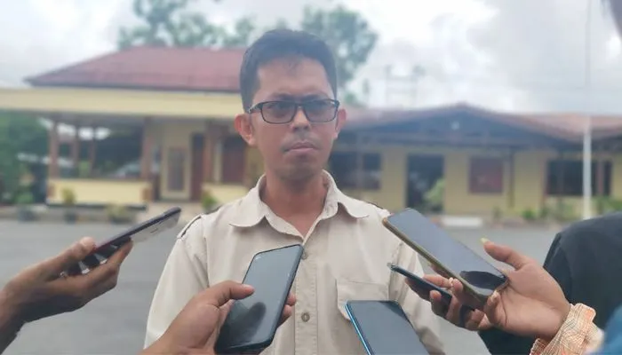 Ketua PWI Papua Barat, Bustam