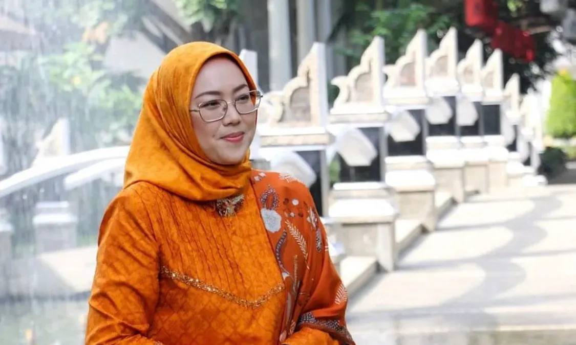 Anne Ratna Mustika