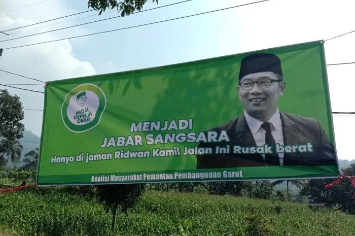 Spanduk Ridwan Kamil terkait moal dipilih deui
