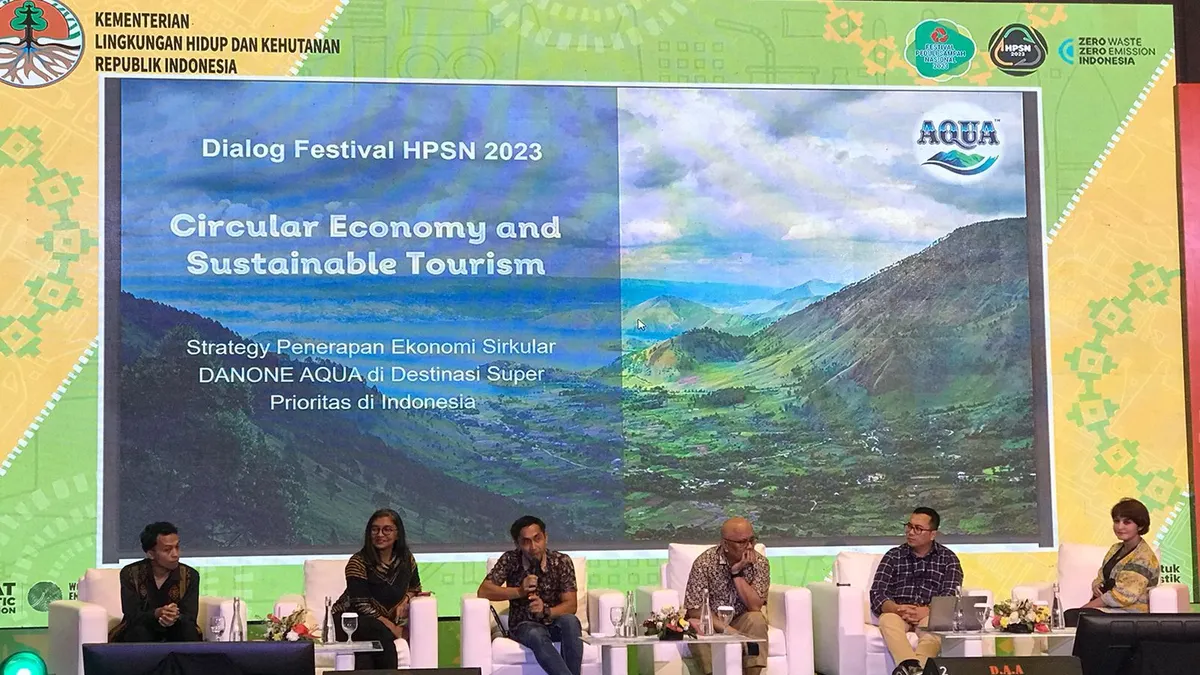 Diskusi dengan tema Penerapan Sirkular Ekonomi pada Kegiatan Bisnis Pariwisata di Indonesia dalam Pengelolaan Sampah yang Bertanggung Jawab