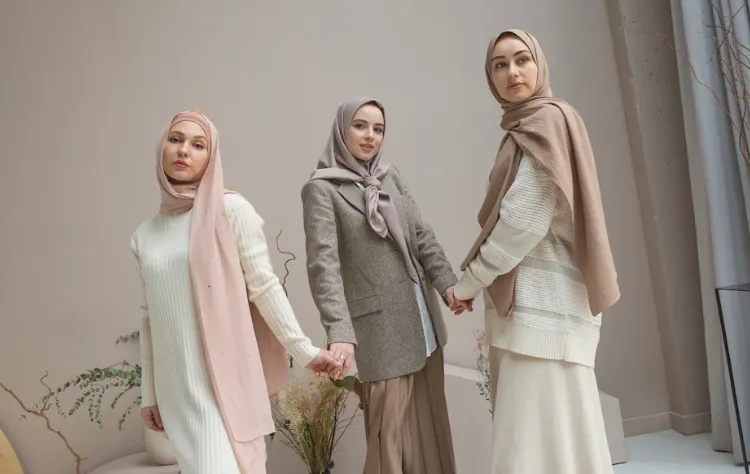 Warna Outfit Lebaran 2023 yang Paling Trend