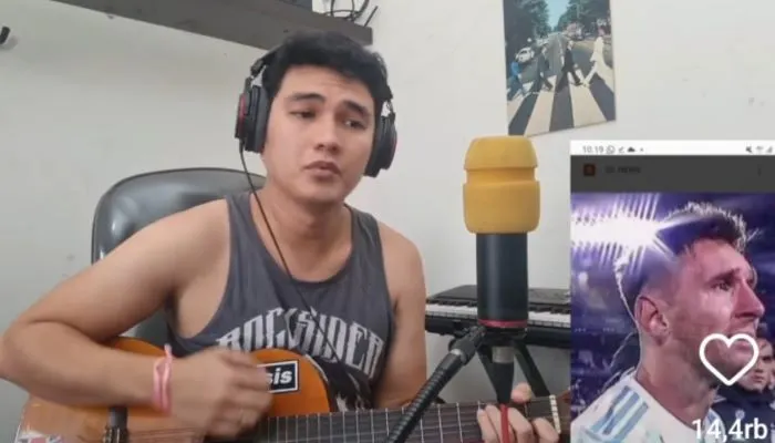 Aldi Taher Bikin Lagu Untuk Messi