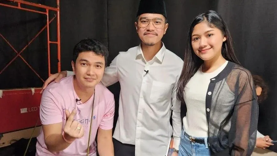 Aldi Taher bersama Kaesang Pangarep dan Erina Gudono