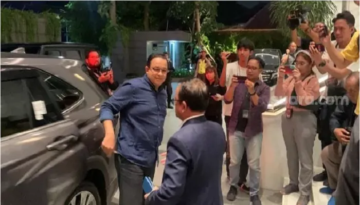 Sama-sama berasal dari Partai Nasdem, kasus dugaan korupsi Johnny G Plate menjadi perhatian bagi Anies Baswedan.