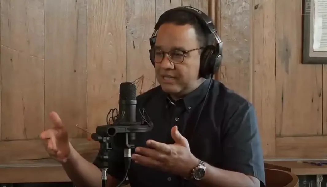 caption foto: Baik Banget! Rumah Anies Baswedan Ternyata Tanpa Pagar Hingga Sediakan Fasilitas Untuk Warga