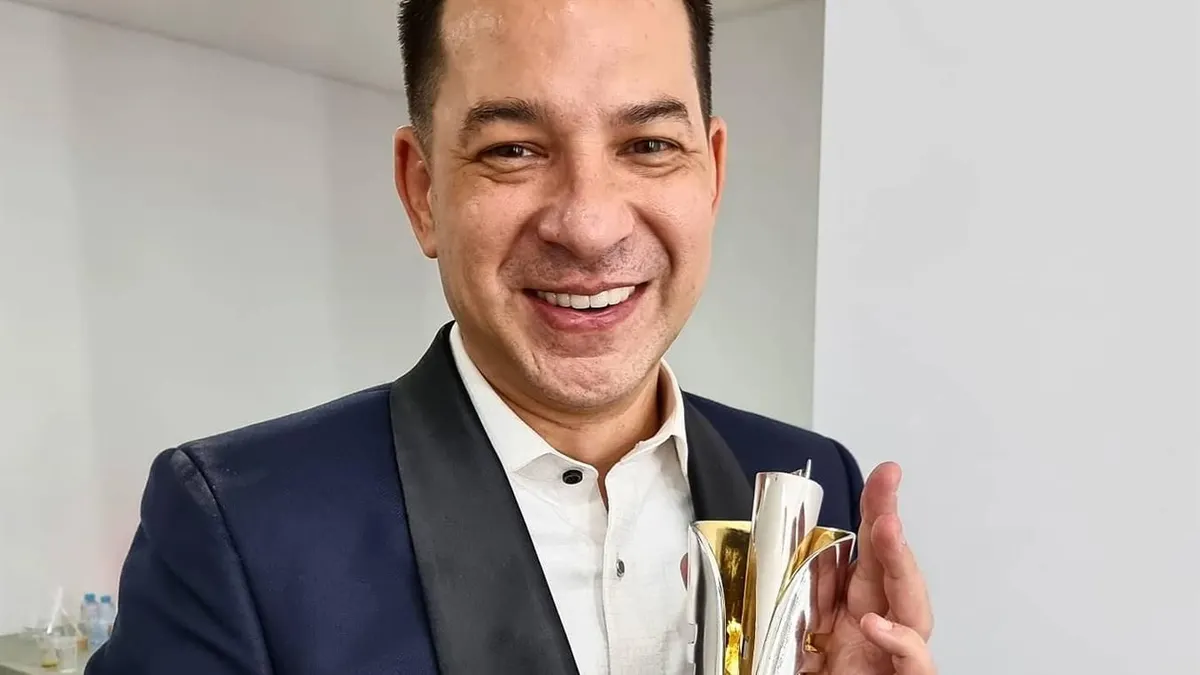 Ari Wibowo