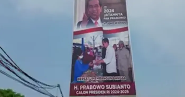 Marak Baliho yang menggambarkan sosok Presiden Joko Widodo dan Prabowo Subianto