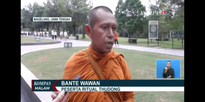 Salah Satu Biksu Thudong yang sudah sampai di Candi Borobudur
