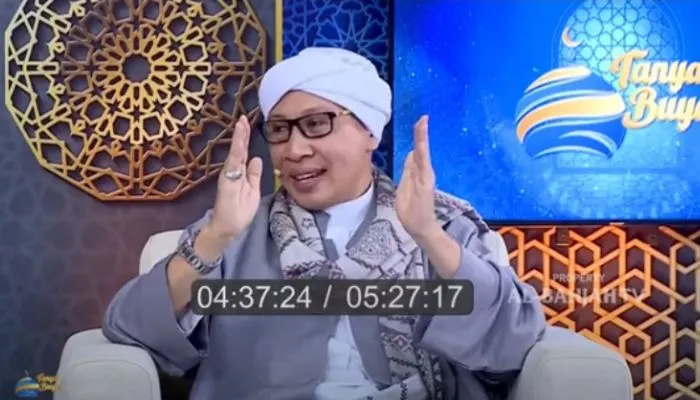 Buya Yahya menjelaskan bahwa malam Lailatul Qadar di bulan Ramadan tidak ada yang tahu waktu tepatnya.