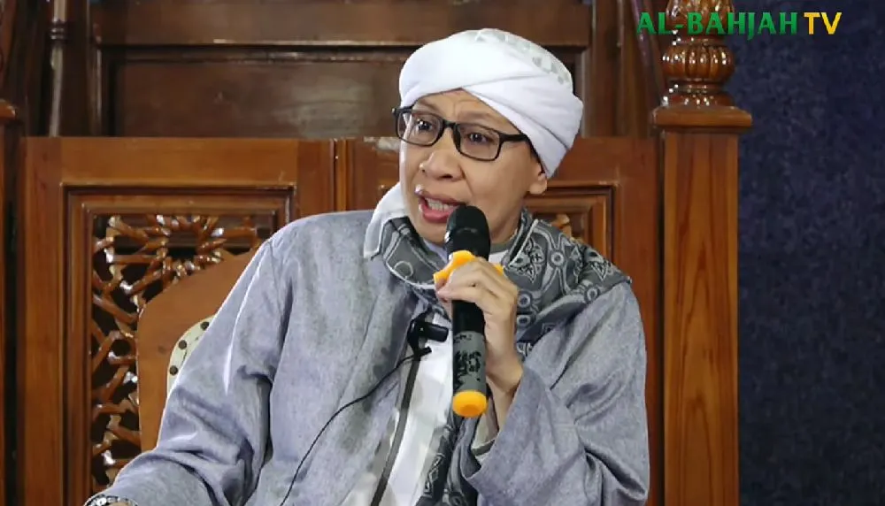 Pendakwah Buya Yahya mengatakan bahwa wanita hamil diperbolehkan untuk tidak menjalankan puasa Ramadan.