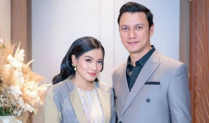 Titi Kamal dan Christian Sugiono